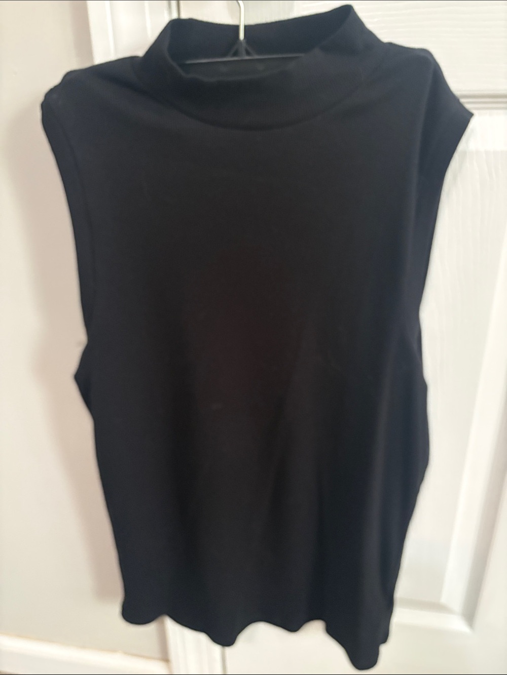 GAP Black Sleeveless Mock Neck Tank Top